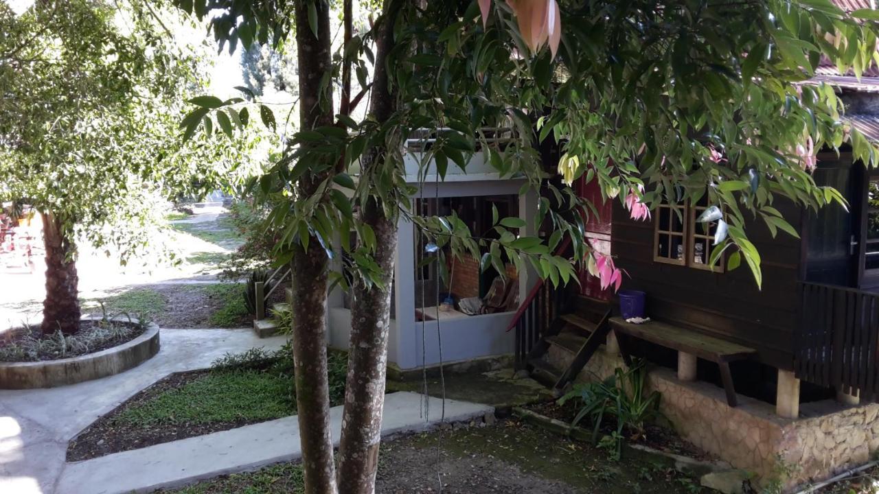 Liberta Homestay Tuk Tuk Ngoại thất bức ảnh