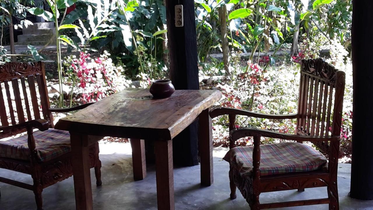 Liberta Homestay Tuk Tuk Ngoại thất bức ảnh