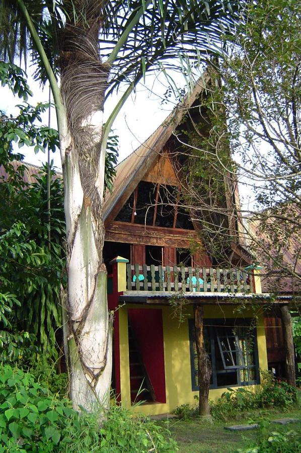 Liberta Homestay Tuk Tuk Ngoại thất bức ảnh
